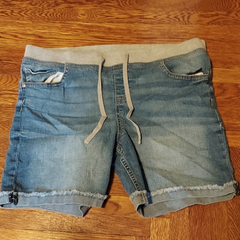 Blue Justice shorts